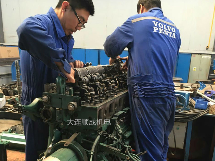 工業(yè)發(fā)動機廠內(nèi)維修
